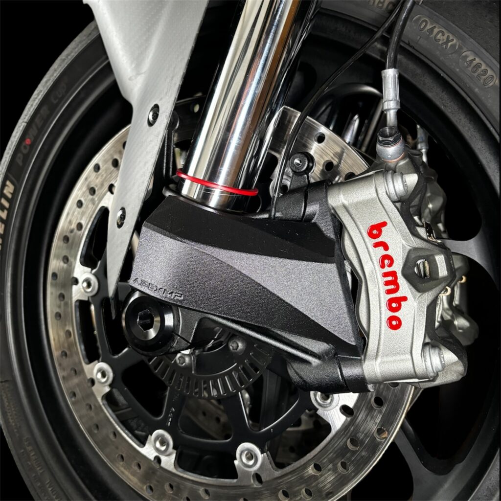 Bremsbelüftung KTM 1290 Super Duke montiert